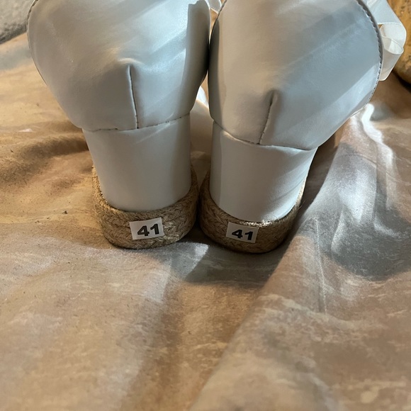 White rhinestone espadrilles BRAND NEW - Picture 4 of 4